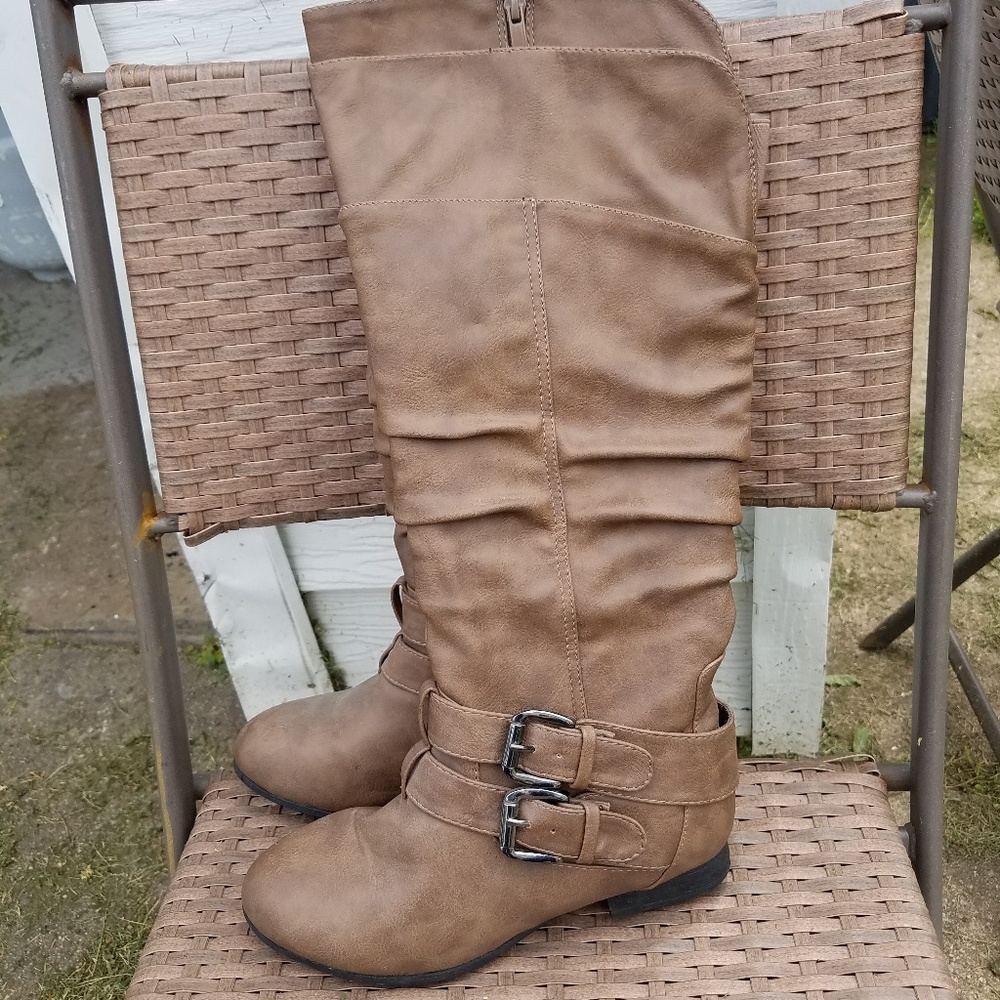 Brown boots